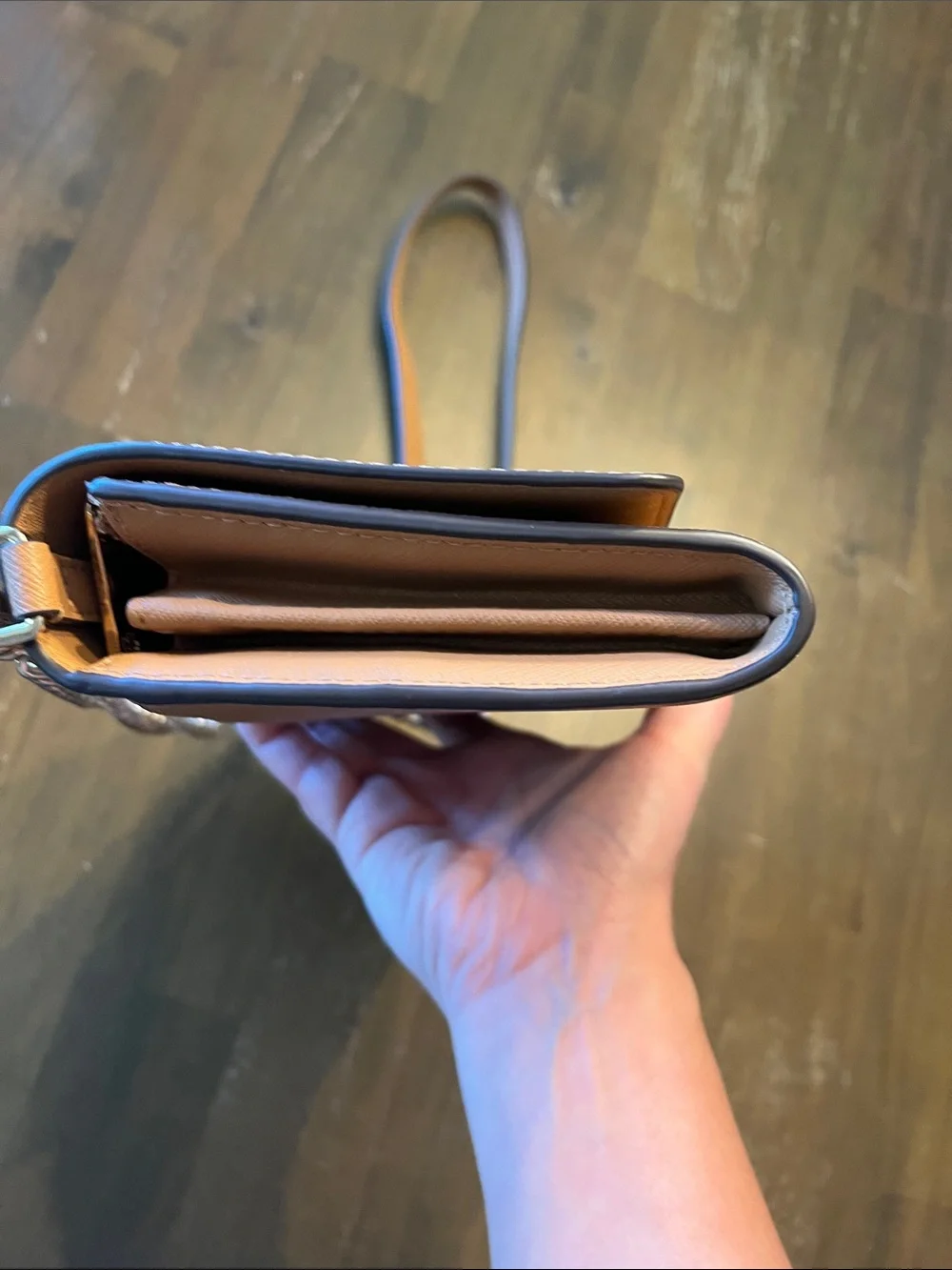 Tory Burch Tan Saffiano Chain Crossbody Robinson